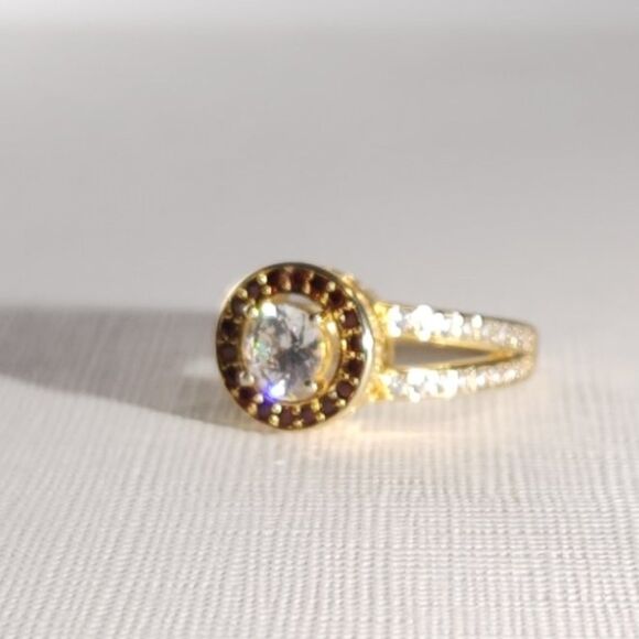 Simulated Diamond CZ & Red CZ Halo Ring SIZE 5-1/4 - Picture 2 of 10